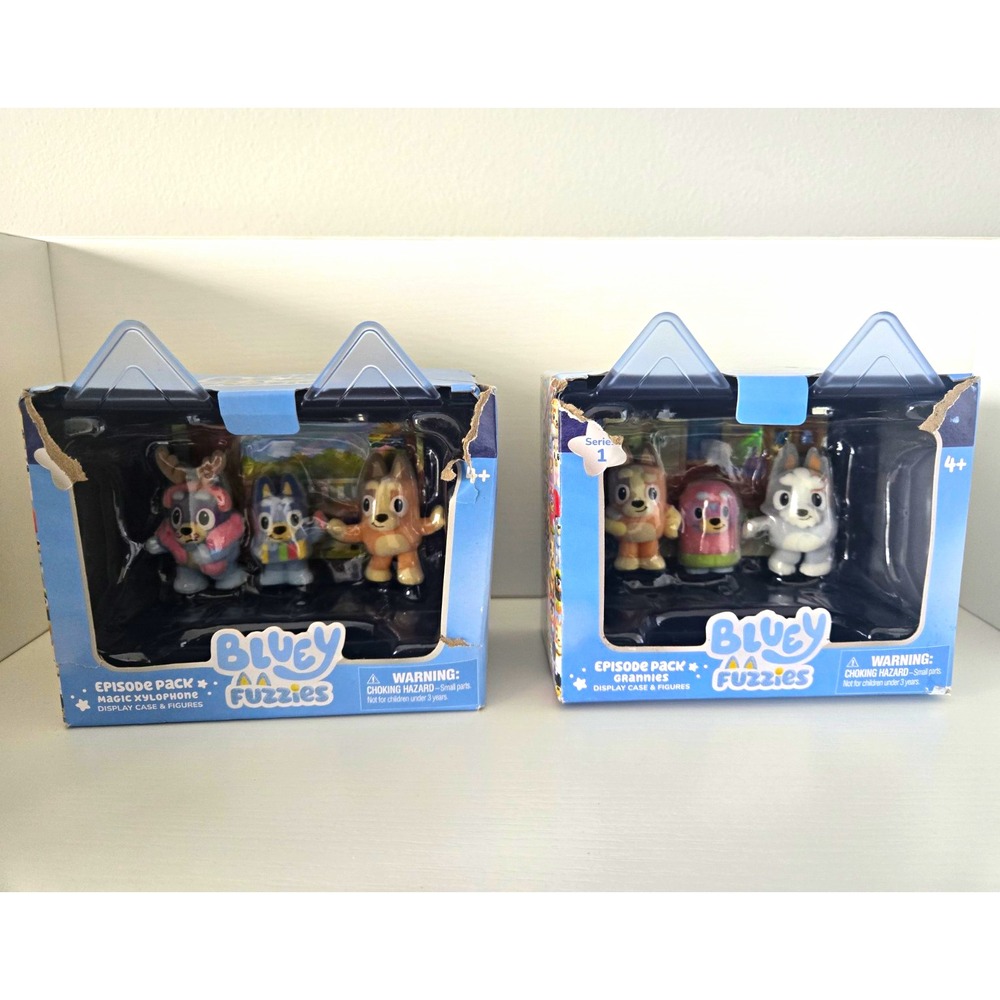 Bluey Fuzzies Series 1 Figurines Display Case 2 EXCLUSIVES Lot of 2 Damaged Box